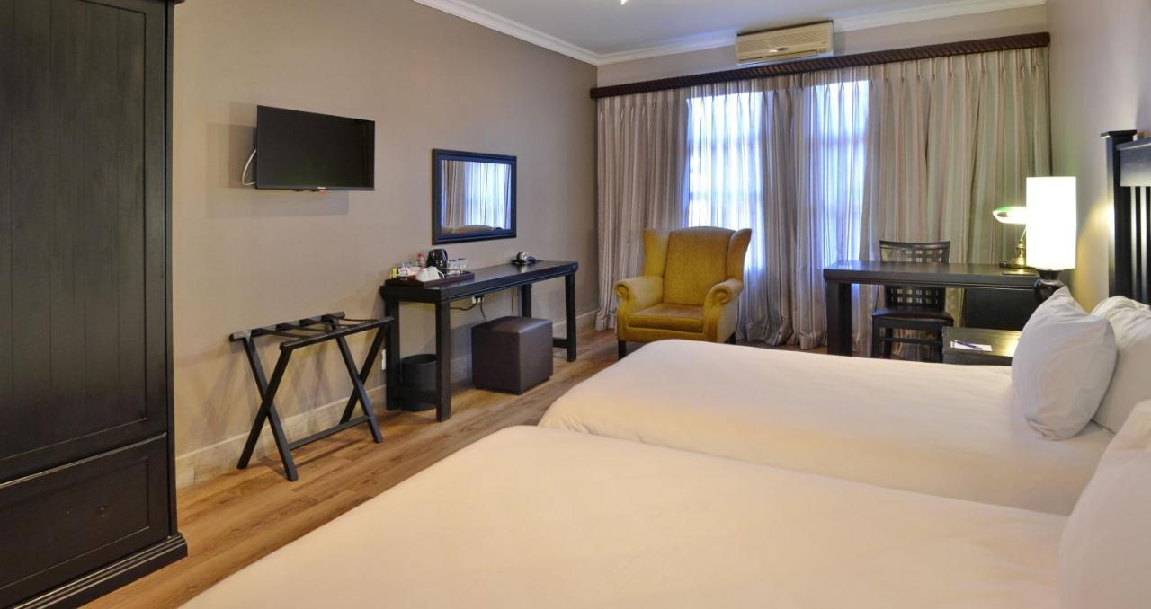 Anew Hotel Highveld Emalahleni Exterior photo